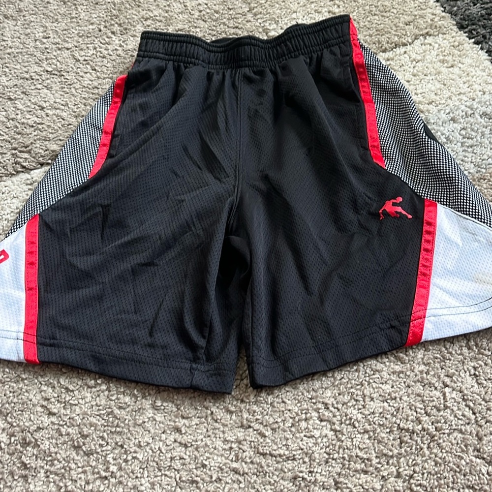 Kids basketball shorts